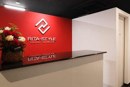 ダイエット専門パーソナルトレーニングジム
RITA-STYLE(リタスタイル)岡山駅前店店内