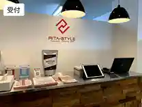 パーソナルジム リタスタイル小倉店　受付の写真
