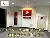 パーソナルジム リタスタイル岡山駅前店にはインターホンはありません。ドアを開けてそのままお入りください♪